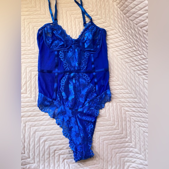 Sexy bodysuit - Picture 2 of 8